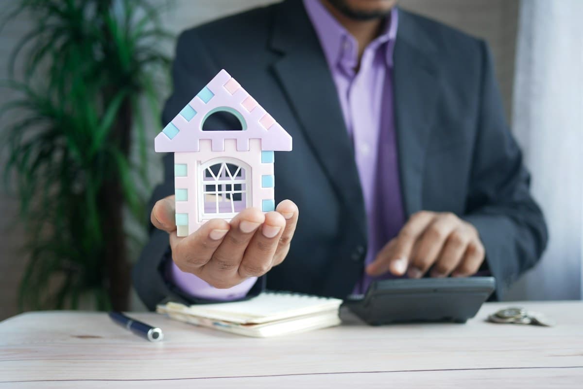 Construction Loans Work in Stages. Your Budget Should Too